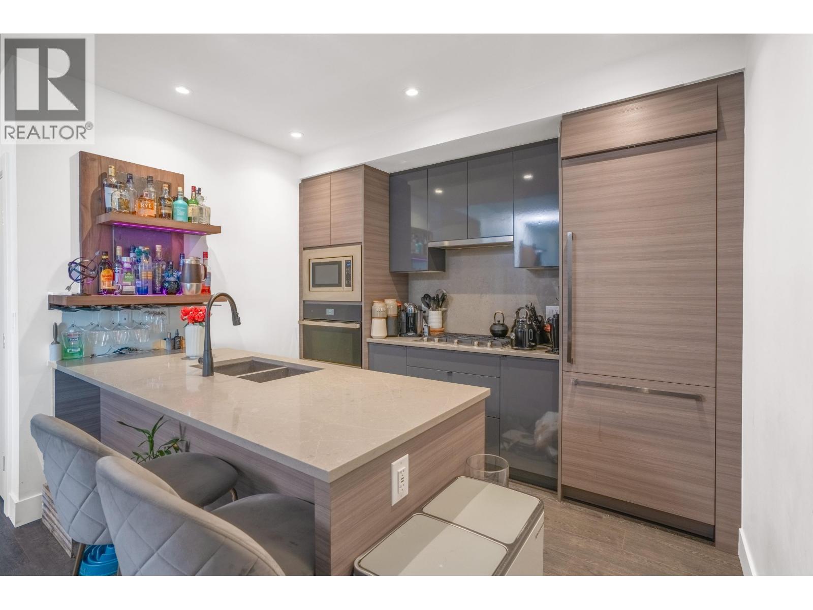 504/505 3438 SAWMILL CRESCENT, Vancouver