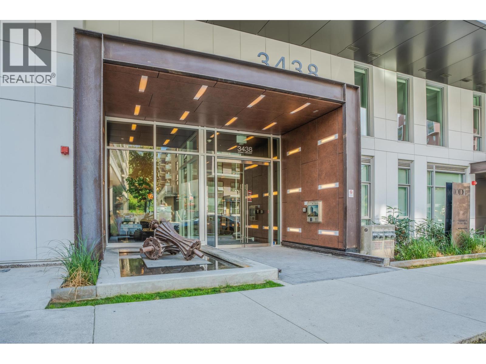 504/505 3438 SAWMILL CRESCENT, Vancouver