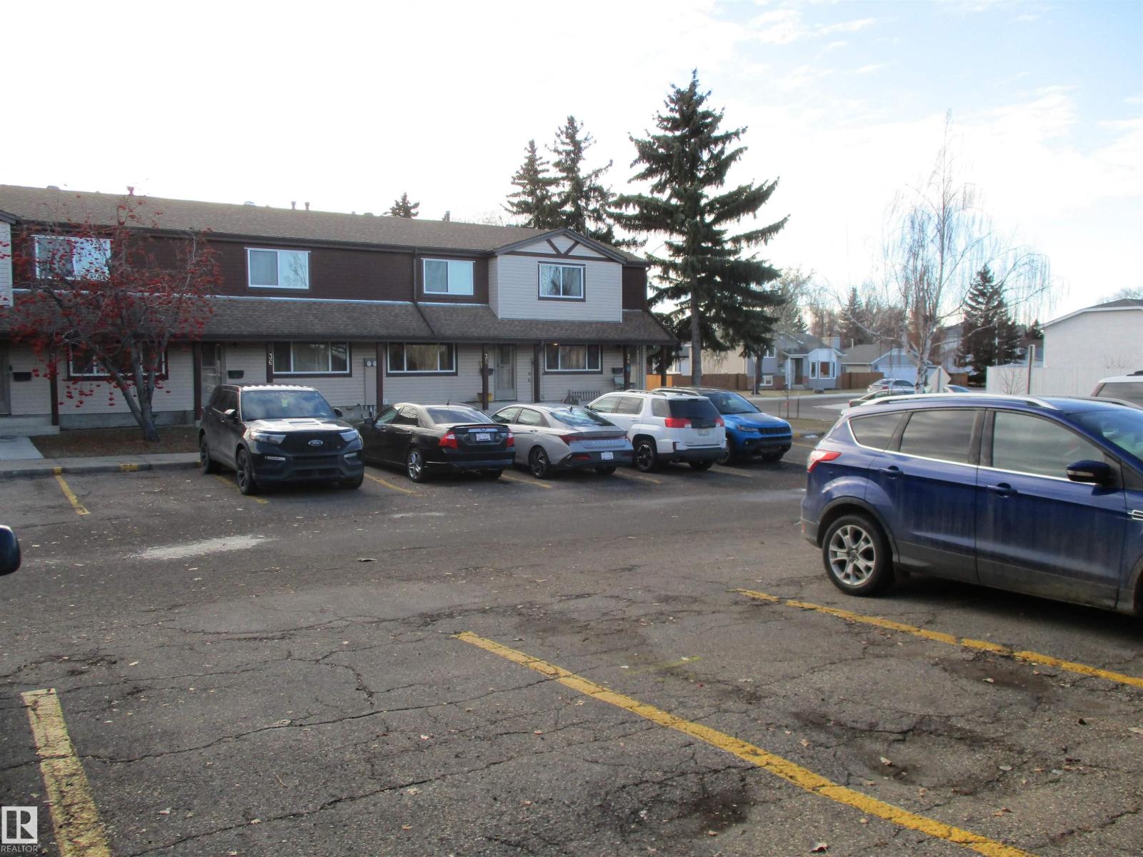 
          67 13833 30 Street NW
            <br/>
            <span>Edmonton</span>
            , 
            <span>AB</span>
             <span>T5Y2B2</span>
         - Photo 21