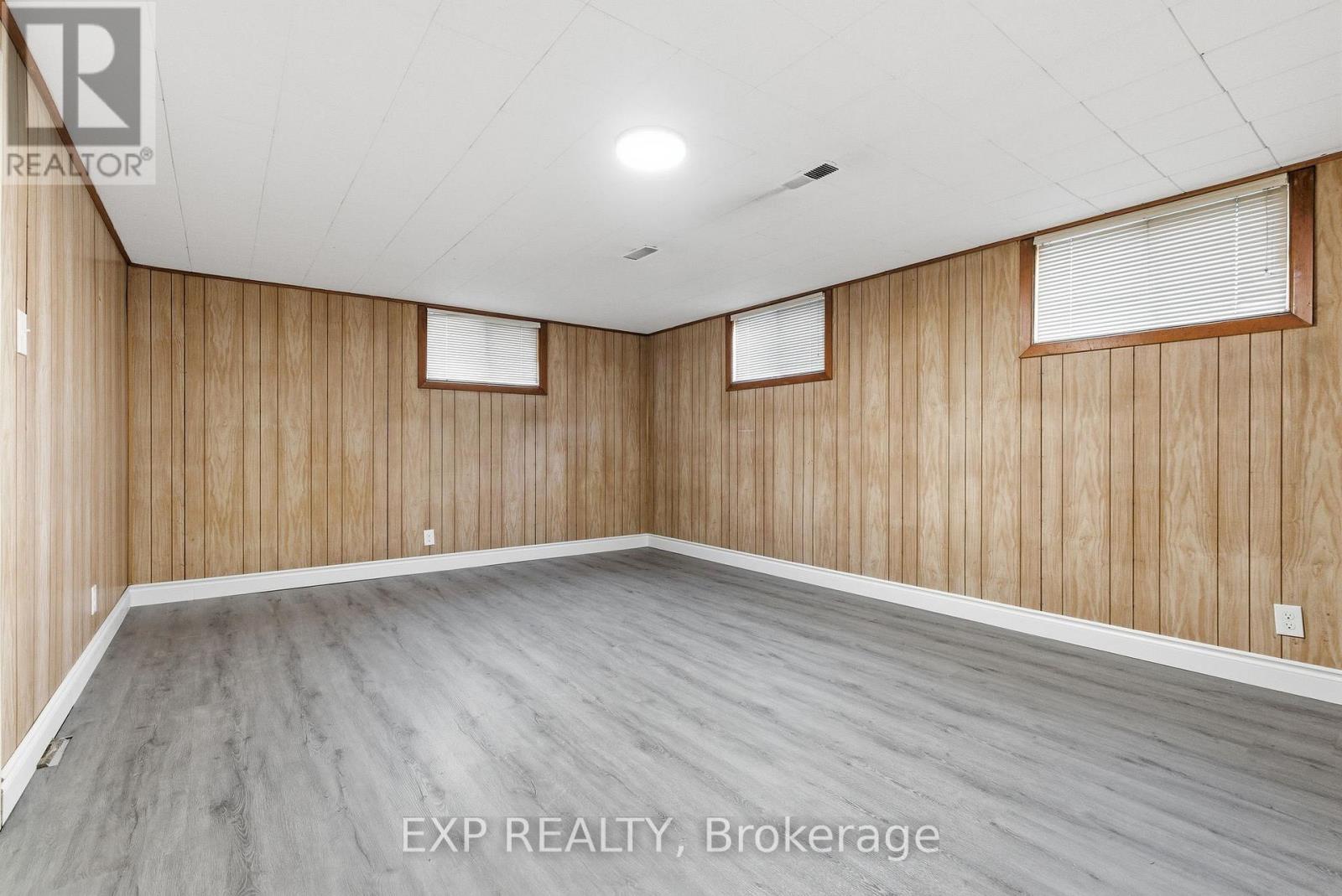 2243 MIRAMICHI STREET - 29
