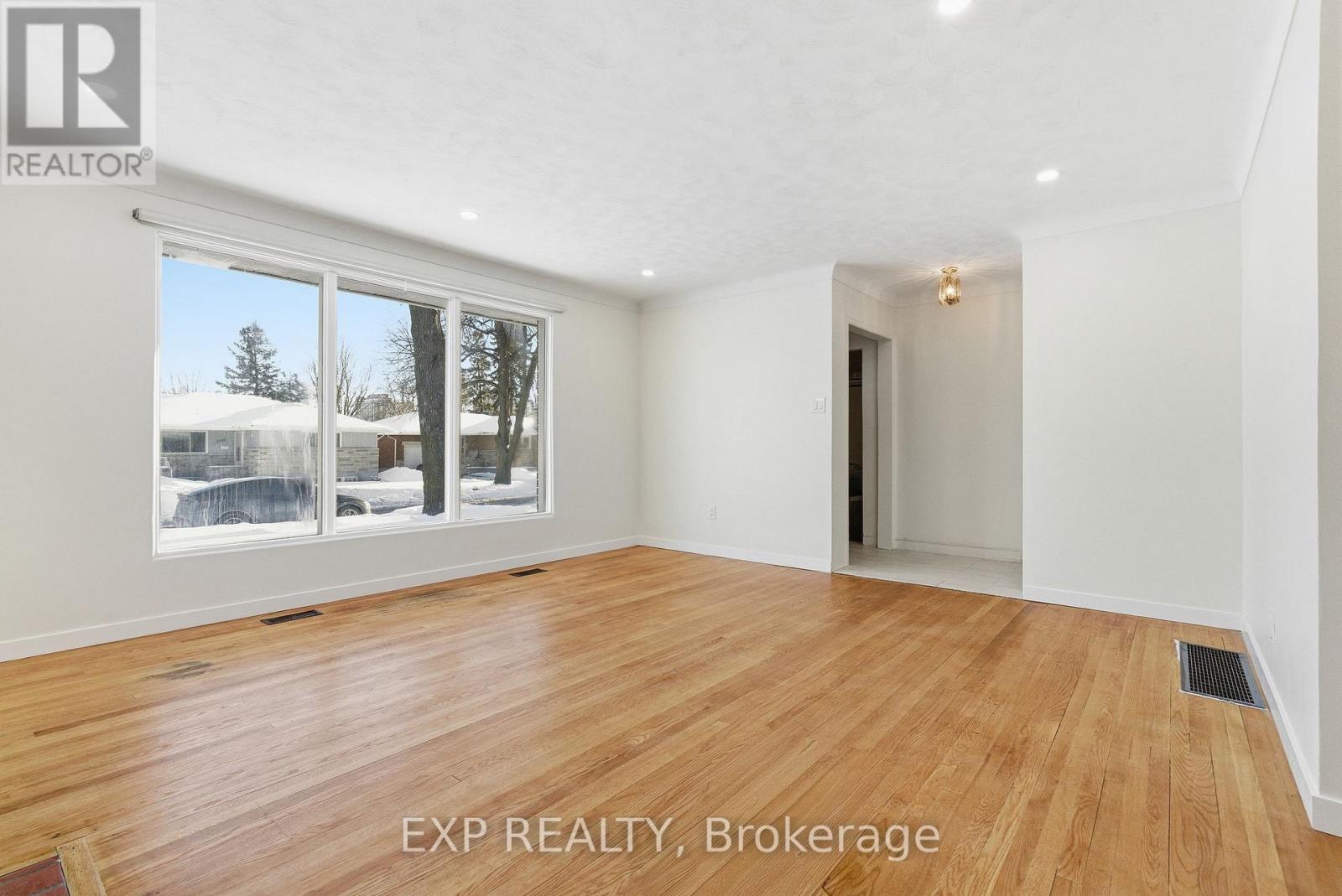 2243 MIRAMICHI STREET - 6