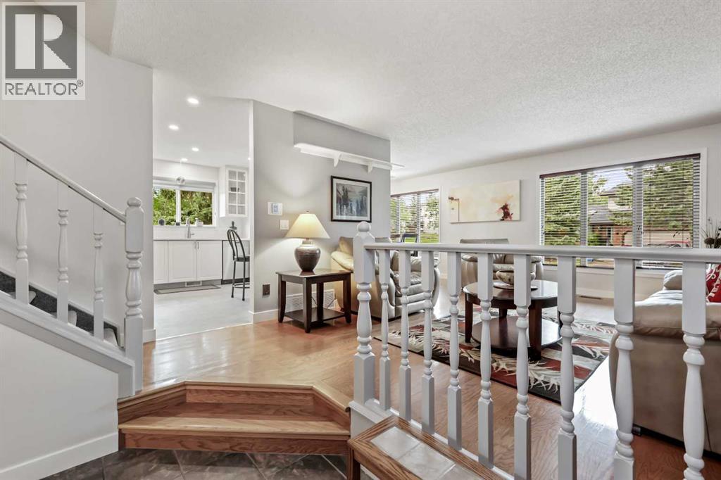 Single Family House 4 Level for Sale in  Sandarac Place NW Sandstone Valley Calgary 