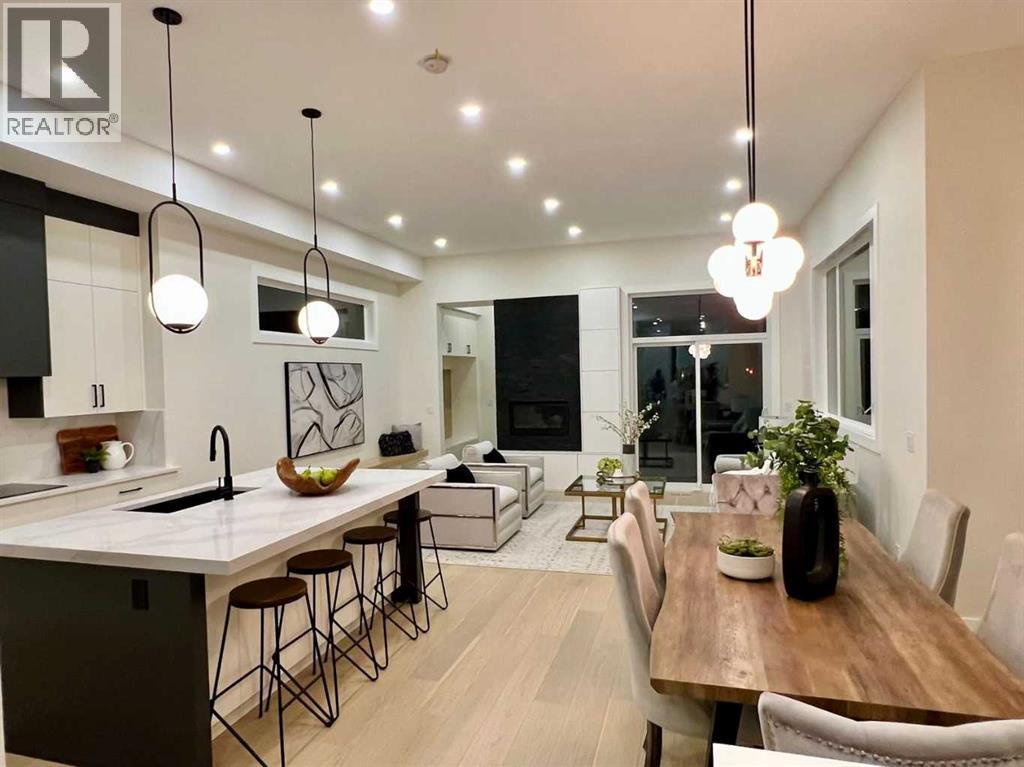 Single Family House for Sale in   Avenue SW Shaganappi Calgary 