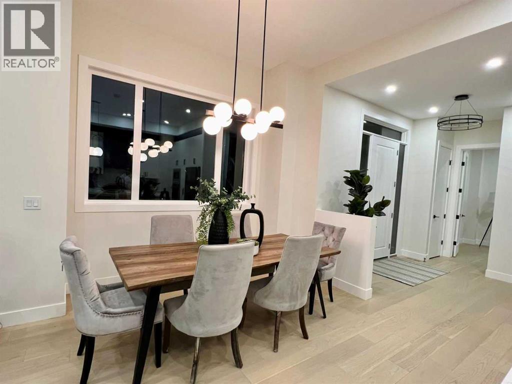 Single Family House for Sale in   Avenue SW Shaganappi Calgary 