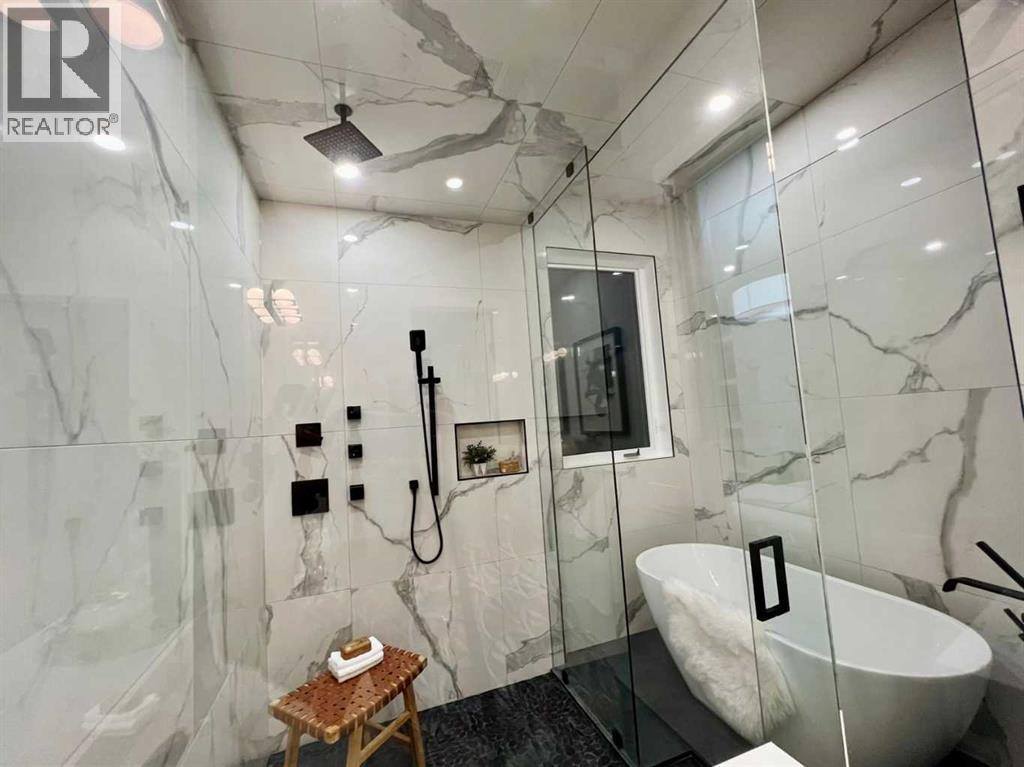 Single Family House for Sale in   Avenue SW Shaganappi Calgary 