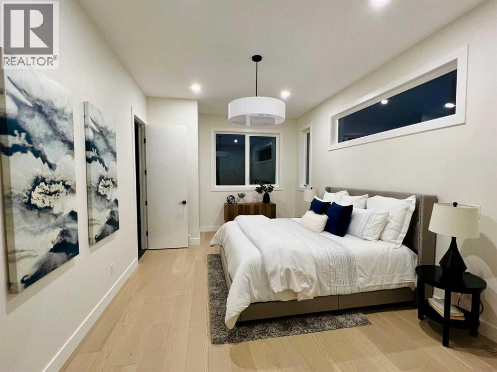 Single Family House for Sale in   Avenue SW Shaganappi Calgary 