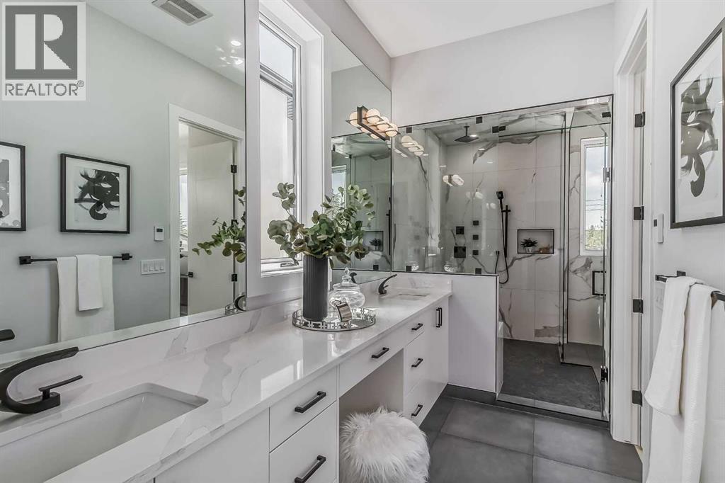 Single Family House for Sale in   Avenue SW Shaganappi Calgary 