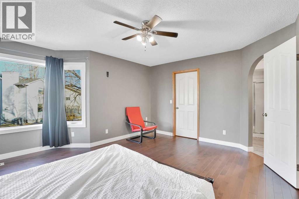 Single Family House for Sale in  Riverview Park Riverbend Calgary 