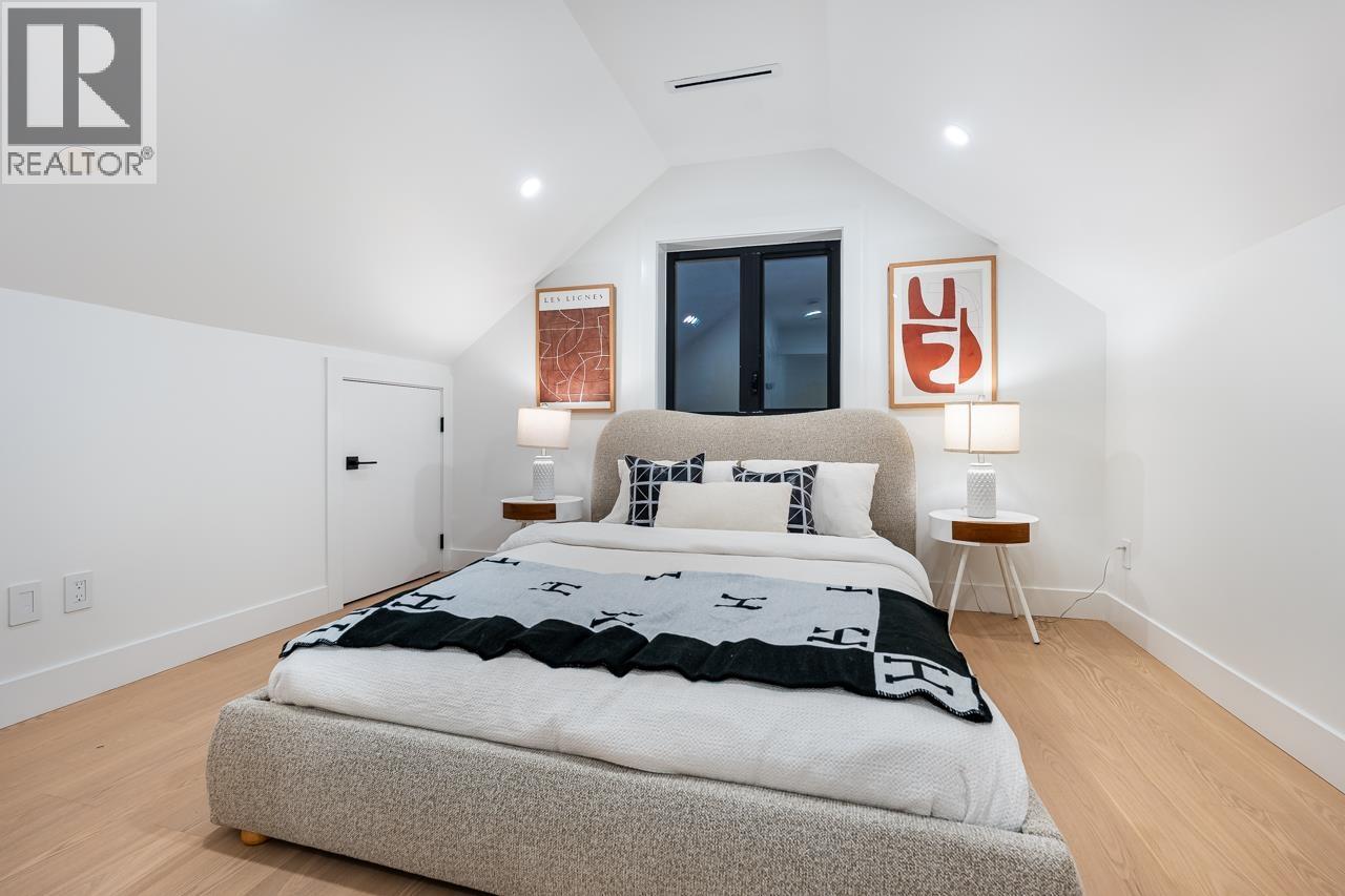 4675 ST. GEORGE STREET, Vancouver