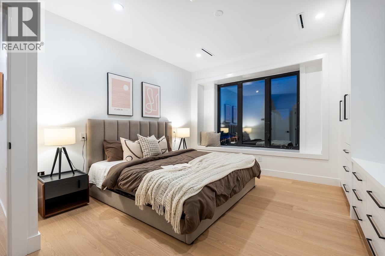 4675 ST. GEORGE STREET, Vancouver