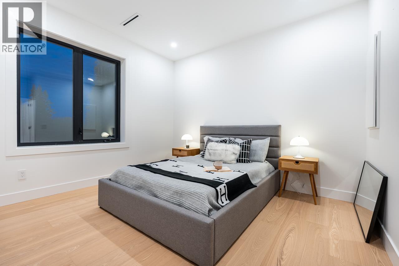 4675 ST. GEORGE STREET, Vancouver