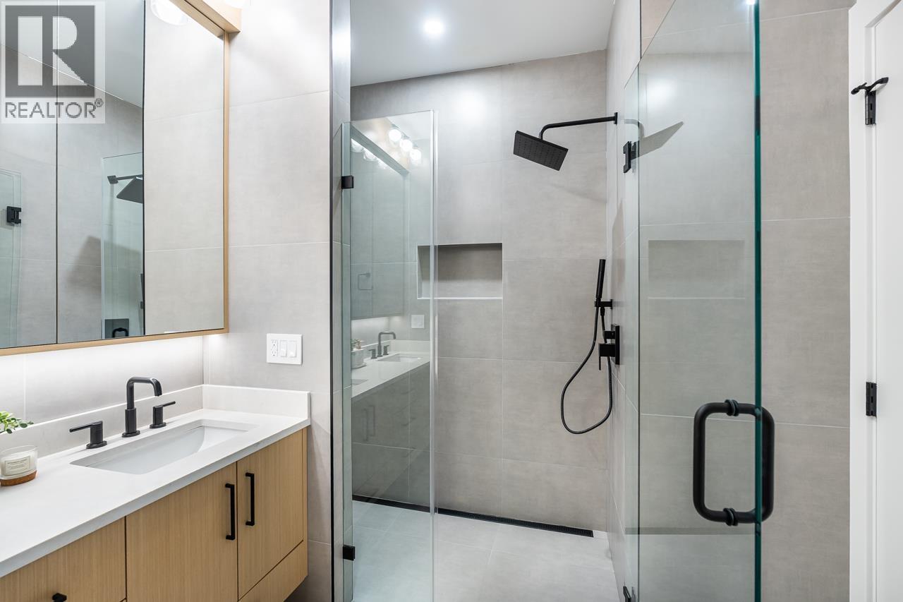 4675 ST. GEORGE STREET, Vancouver