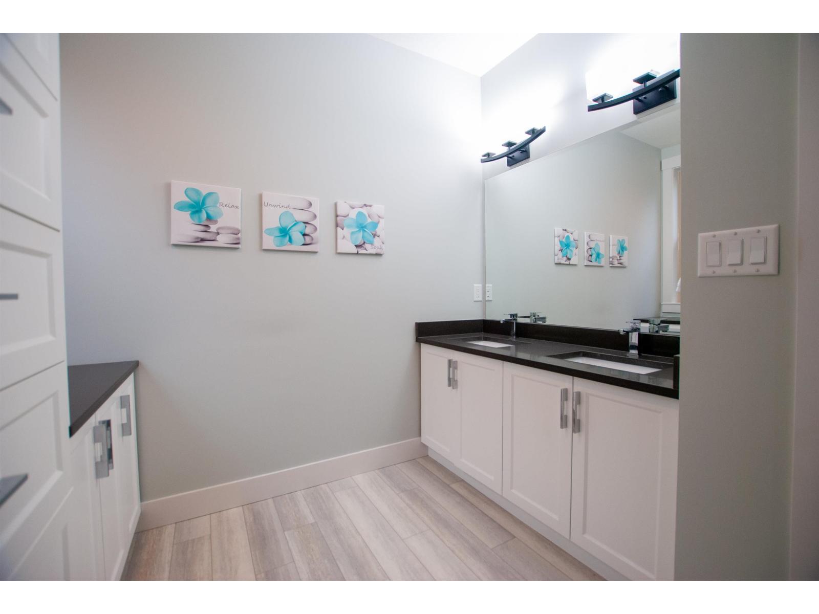 114 51096 FALLS COURT, Eastern Hillsides, Chilliwack