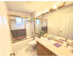 31638 Harmony Court, Abbotsford, BC V2T6S6 Photo 9