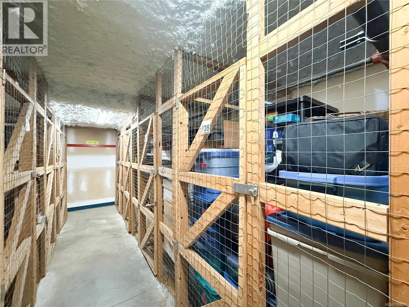 308 1505 Church Avenue, Saanich