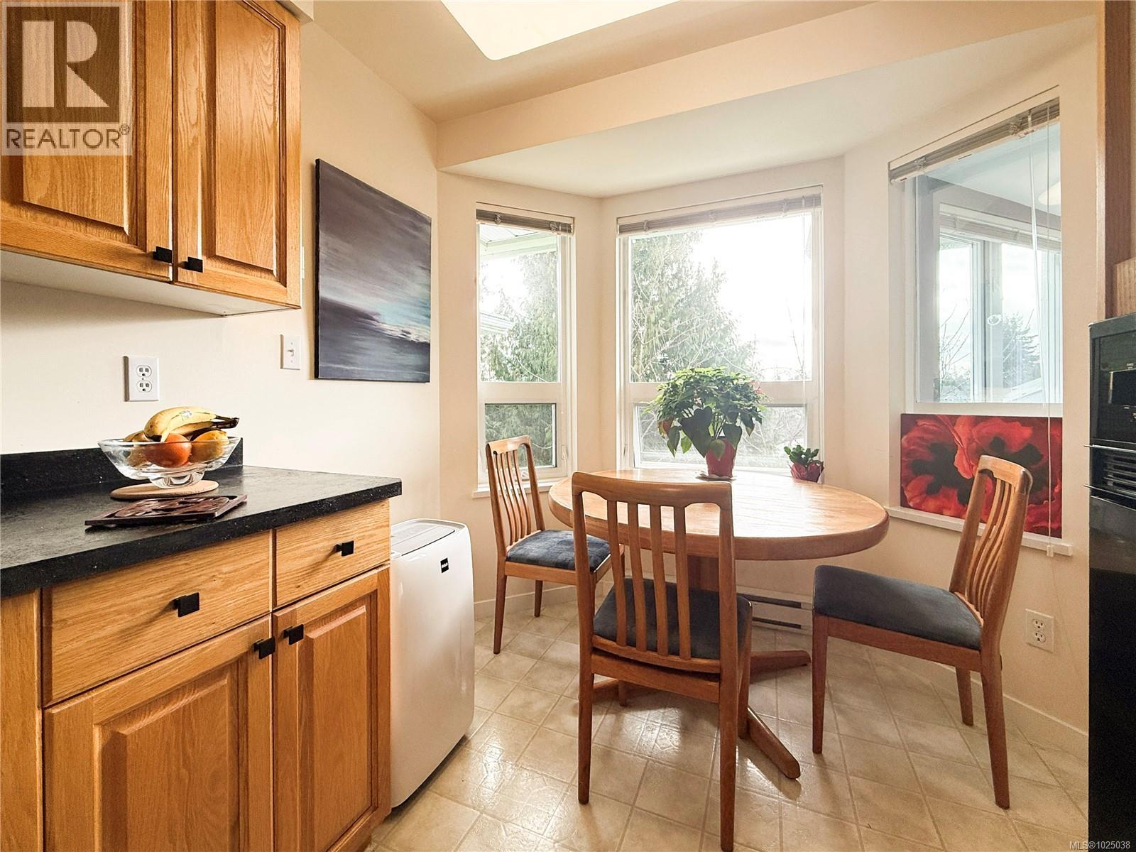 308 1505 Church Avenue, Saanich