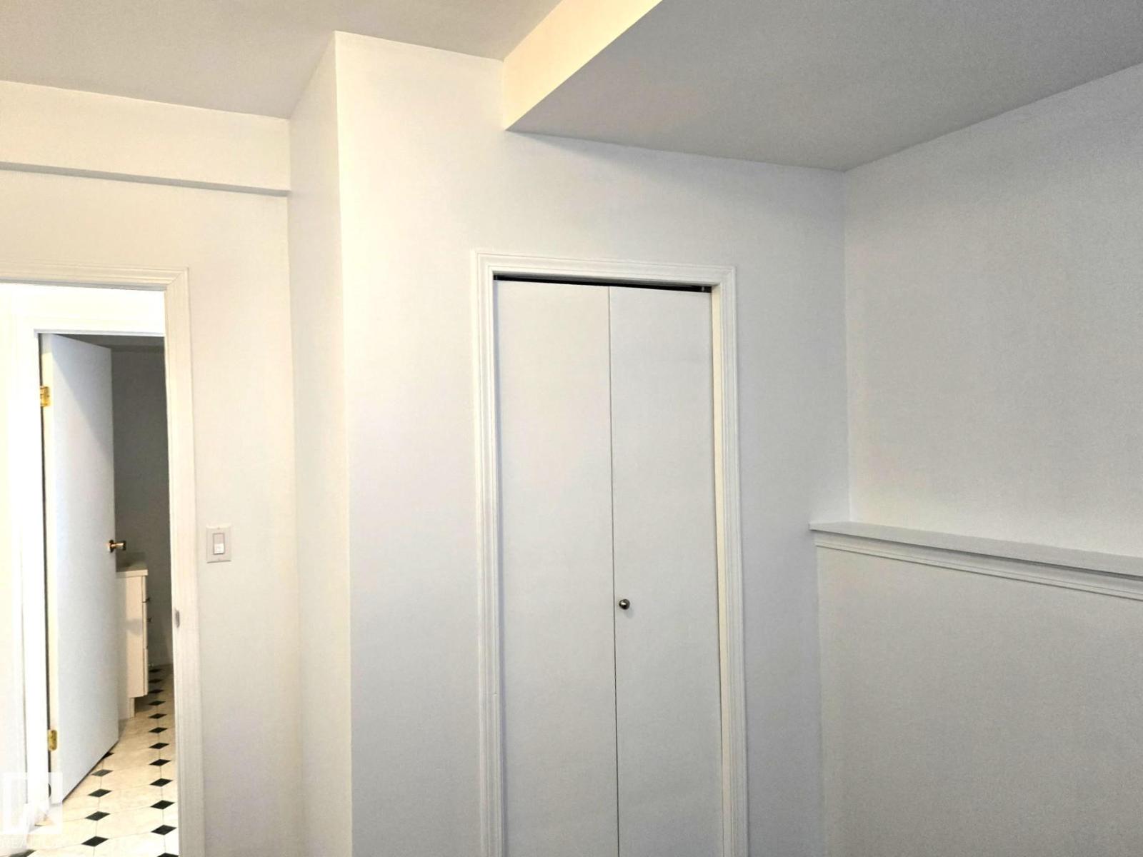 8 LAFOND DR, Tofield