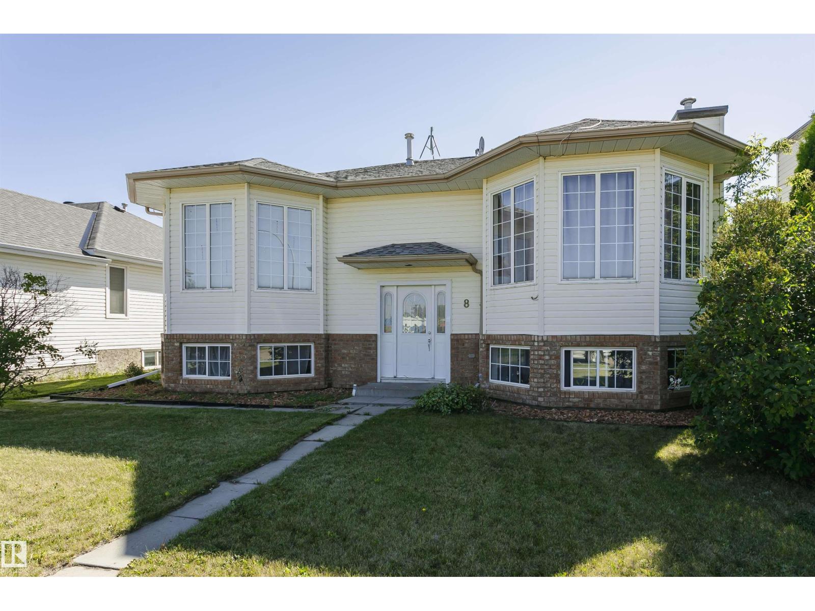 8 LAFOND DR, Tofield