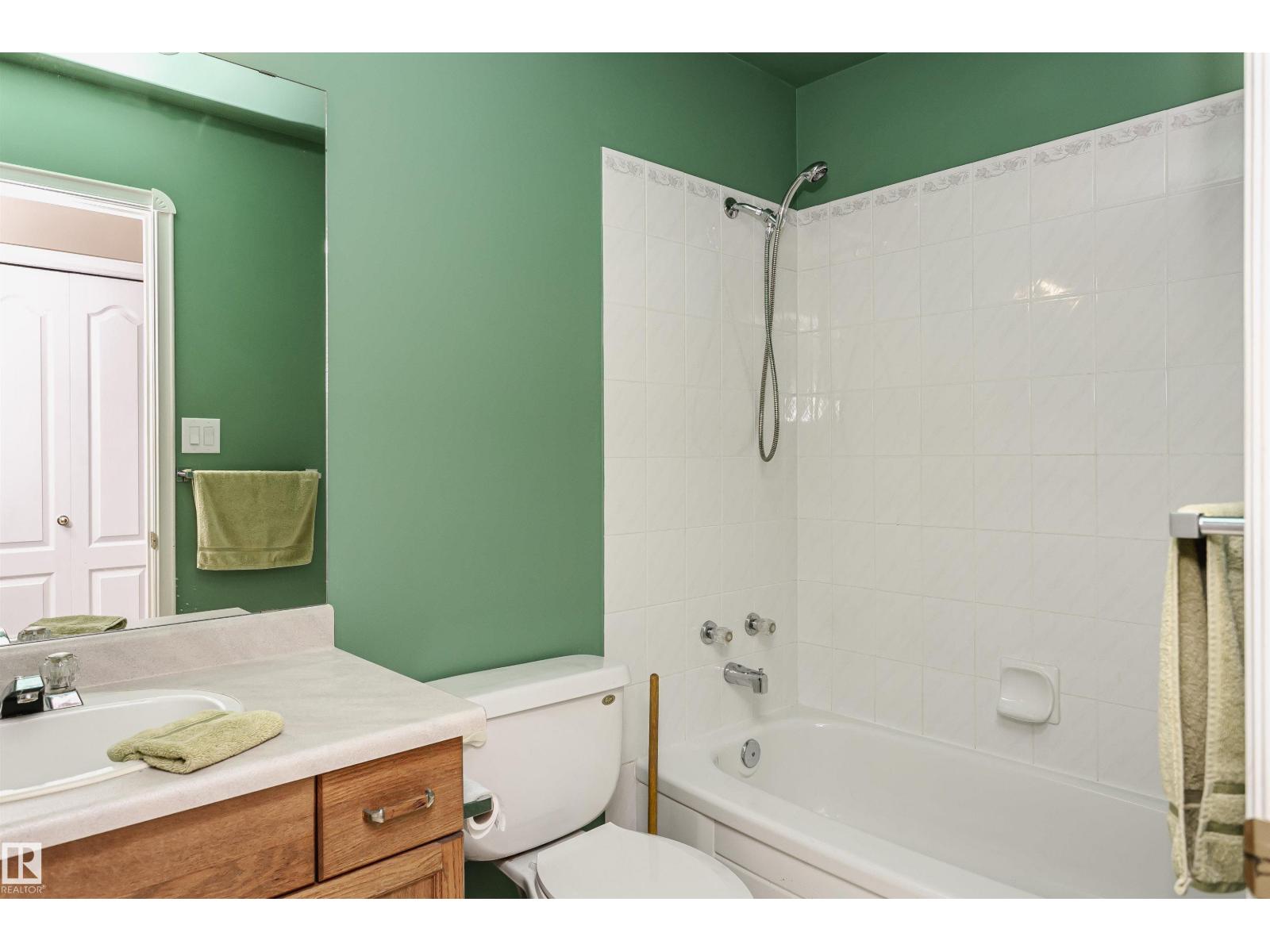 8 LAFOND DR, Tofield