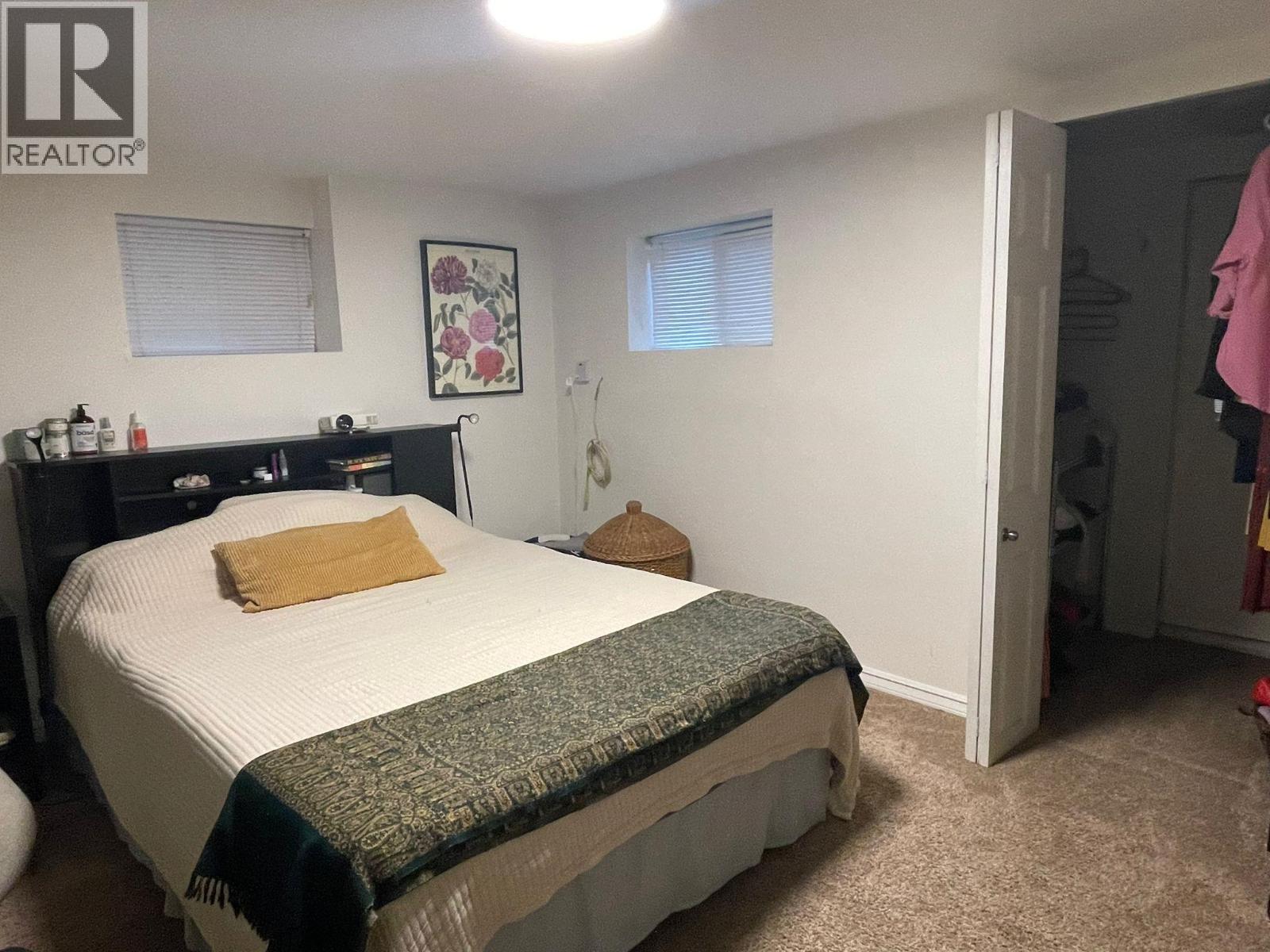 123 64TH Avenue - photo 2