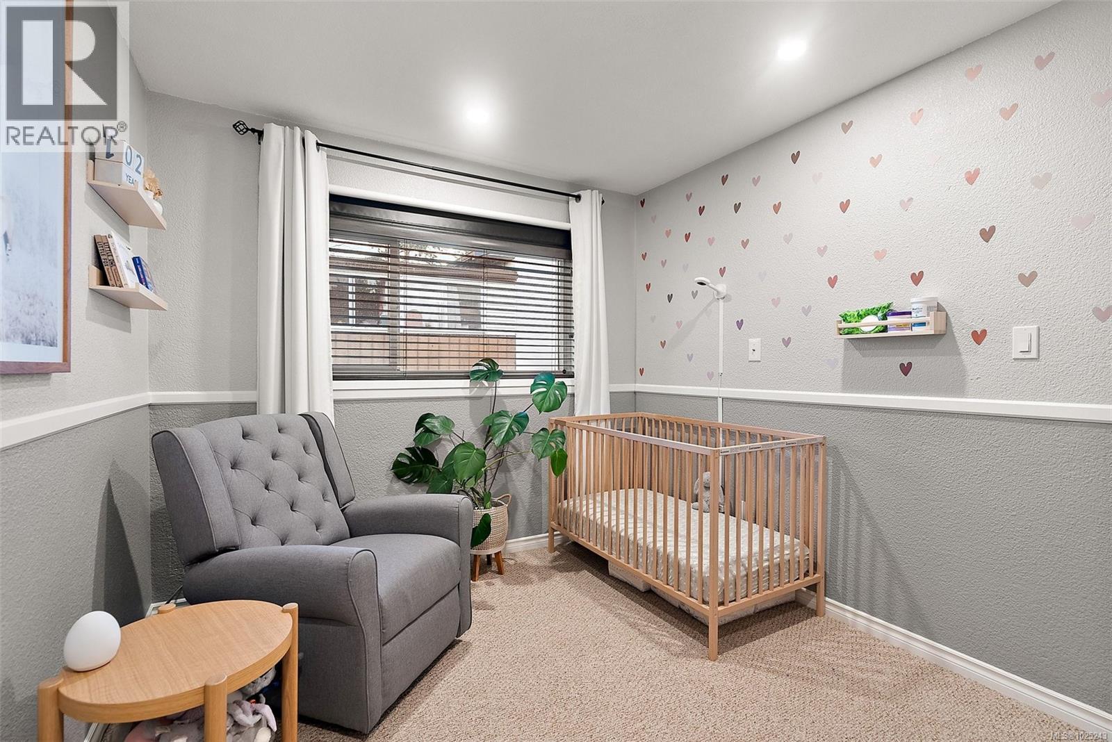 727 Porter Rd, Esquimalt