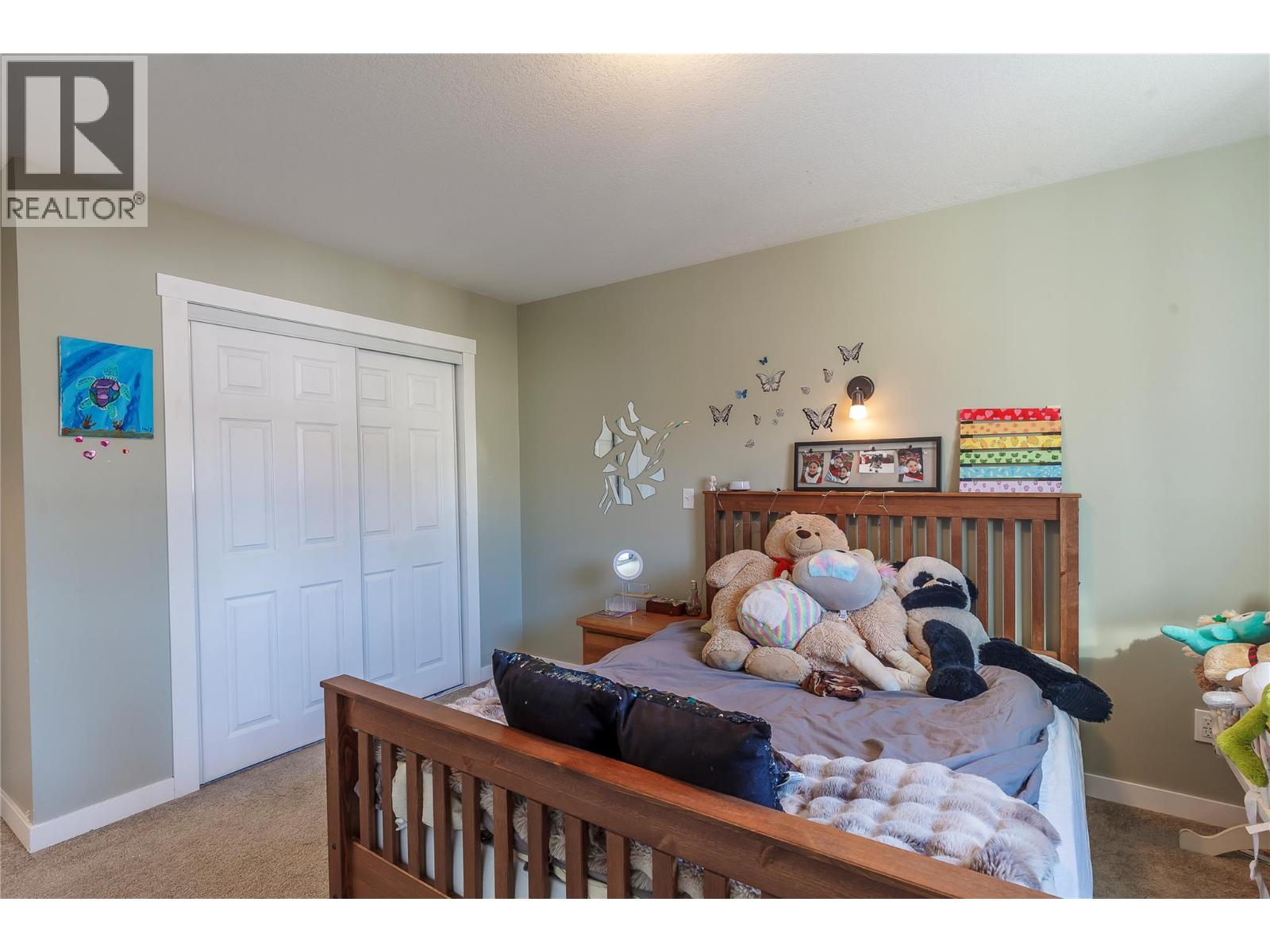 42 Lakeshore Drive, Vernon