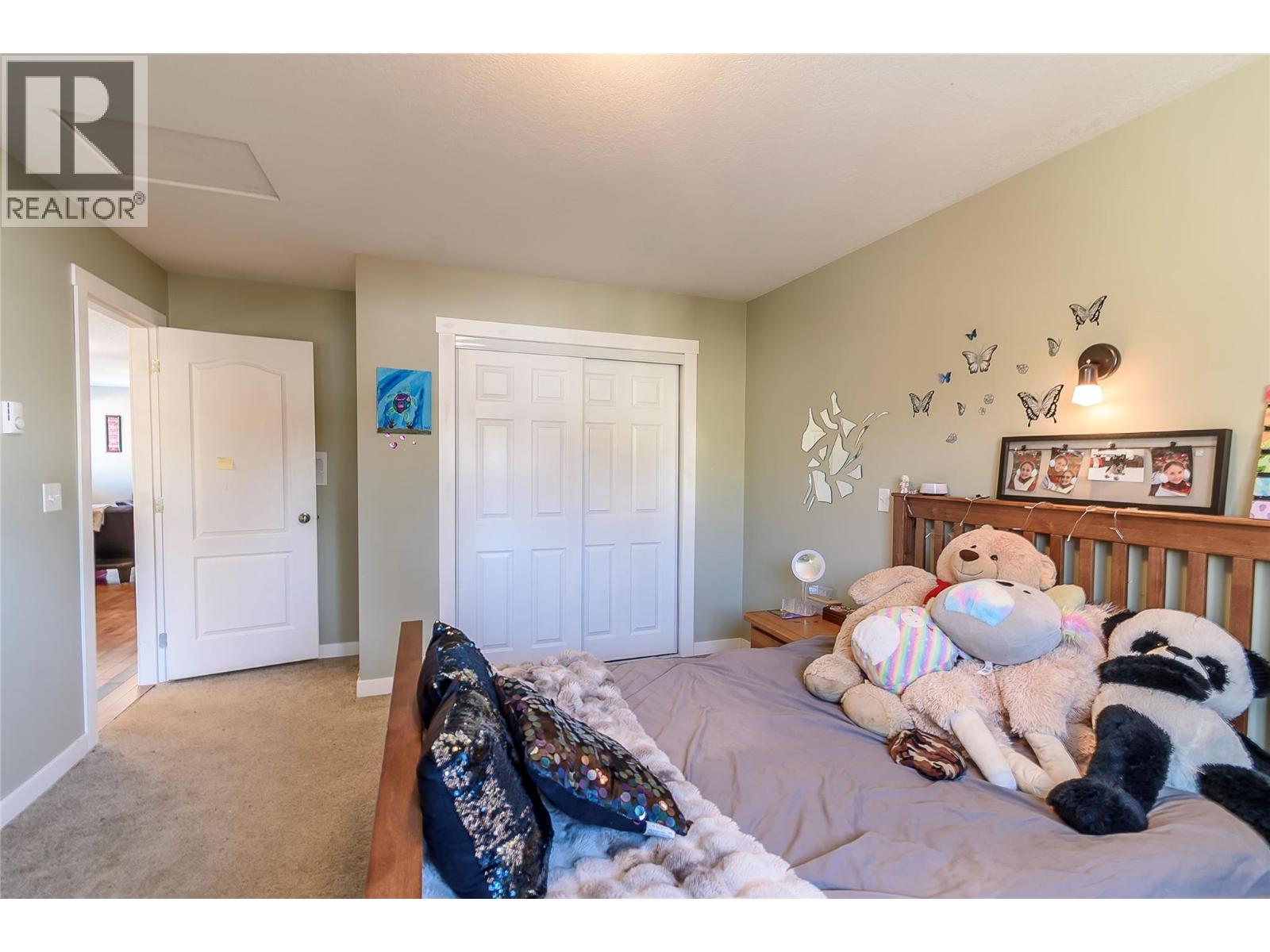 42 Lakeshore Drive, Vernon