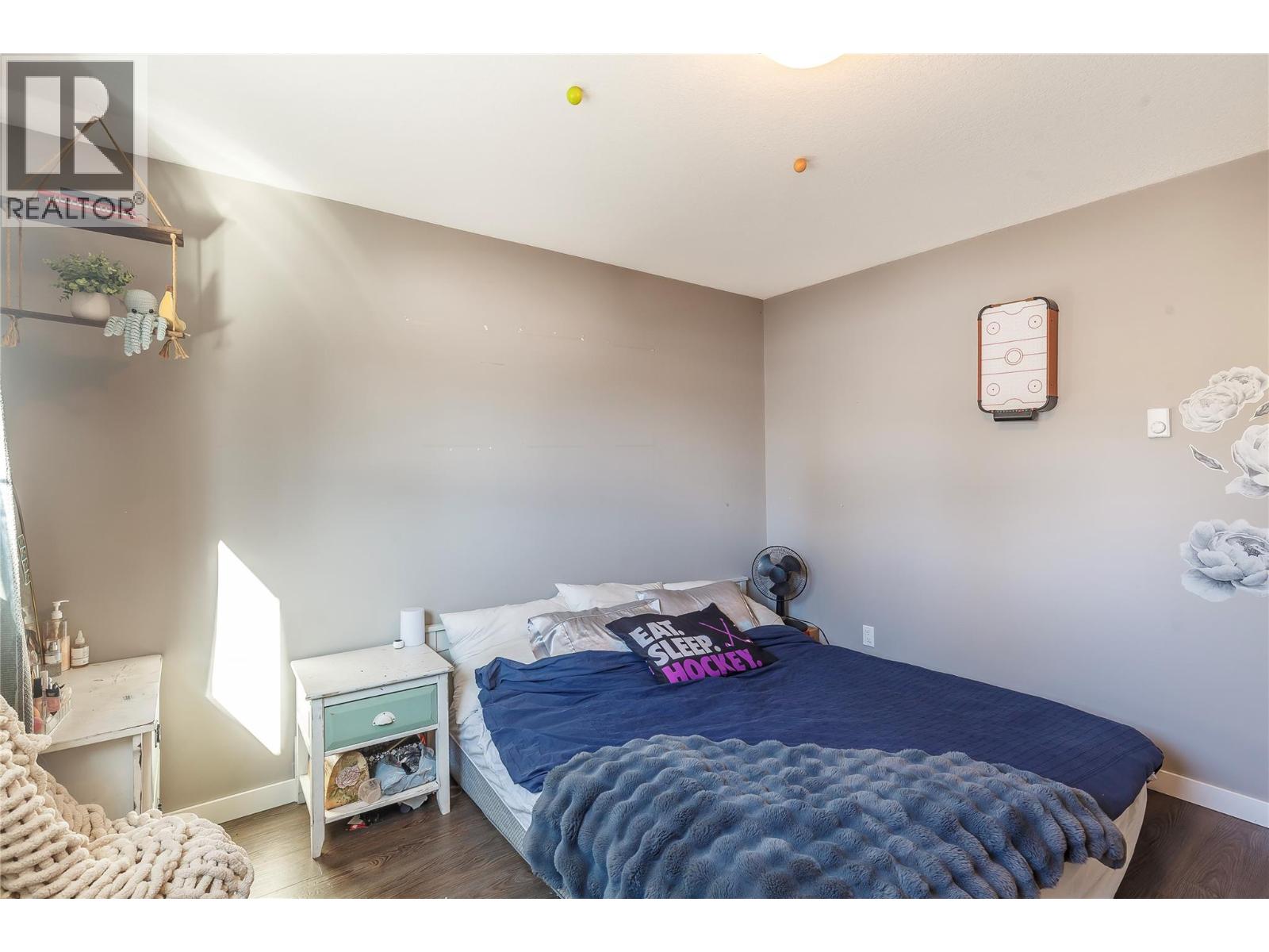 42 Lakeshore Drive, Vernon