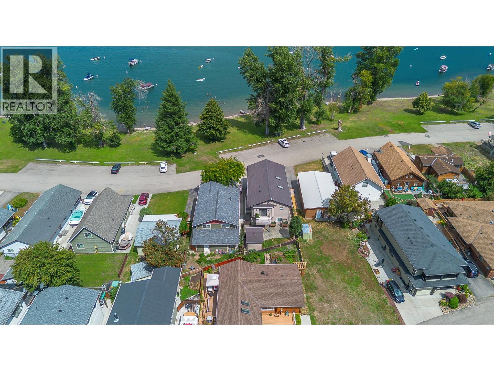 42 Lakeshore Drive, Vernon
