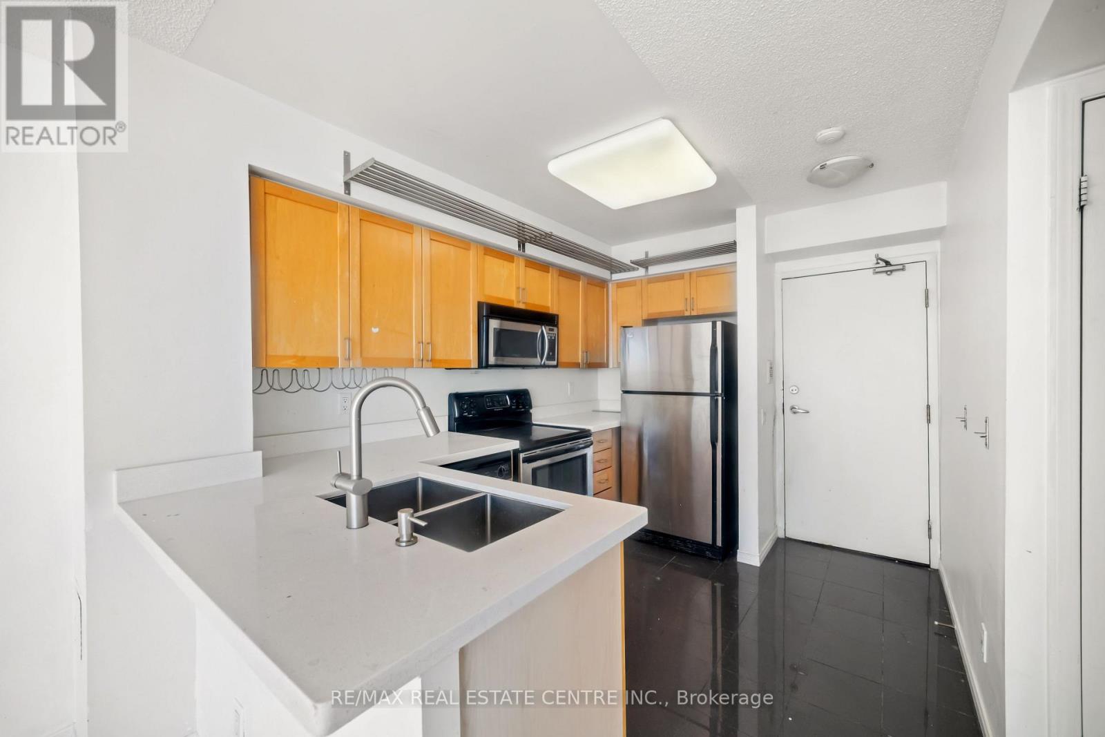 #1605 30 HARRISON GARDEN BOULEVARD - 11