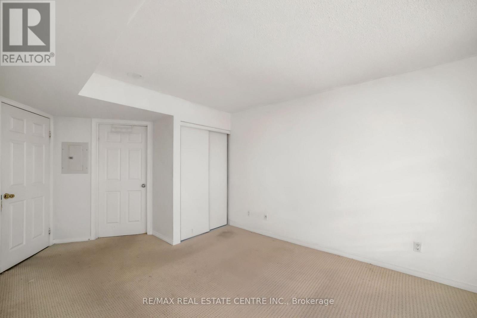 #1605 30 HARRISON GARDEN BOULEVARD - 19