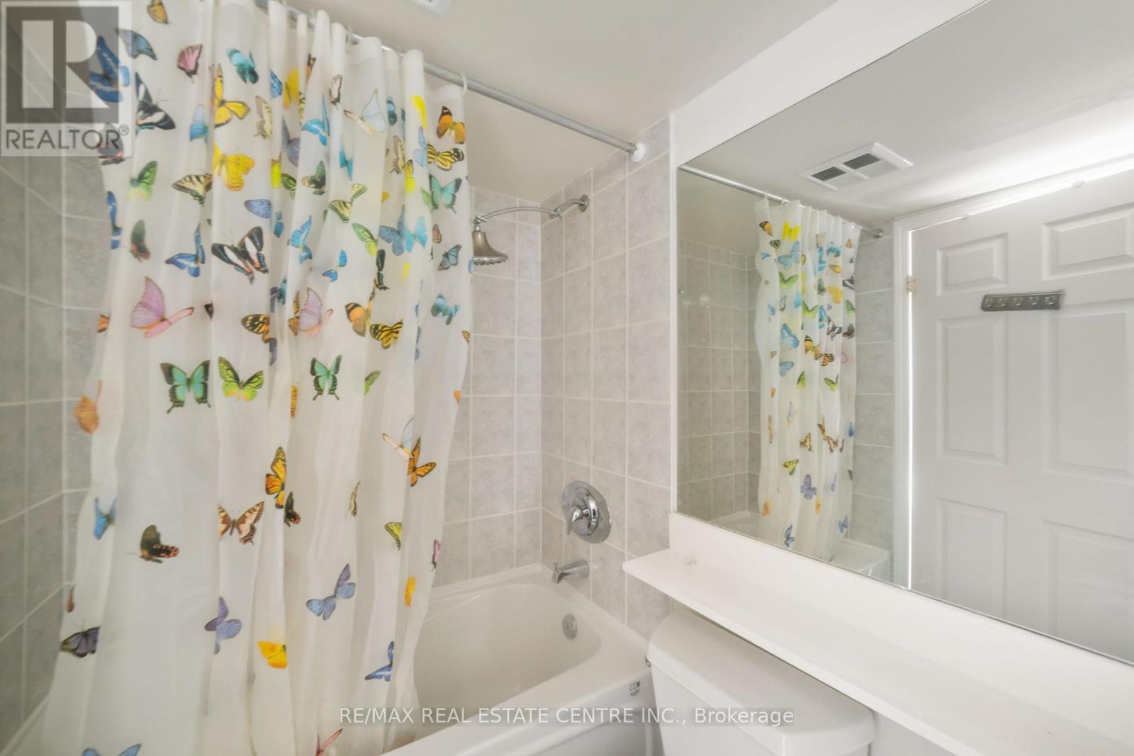 #1605 30 HARRISON GARDEN BOULEVARD - 24