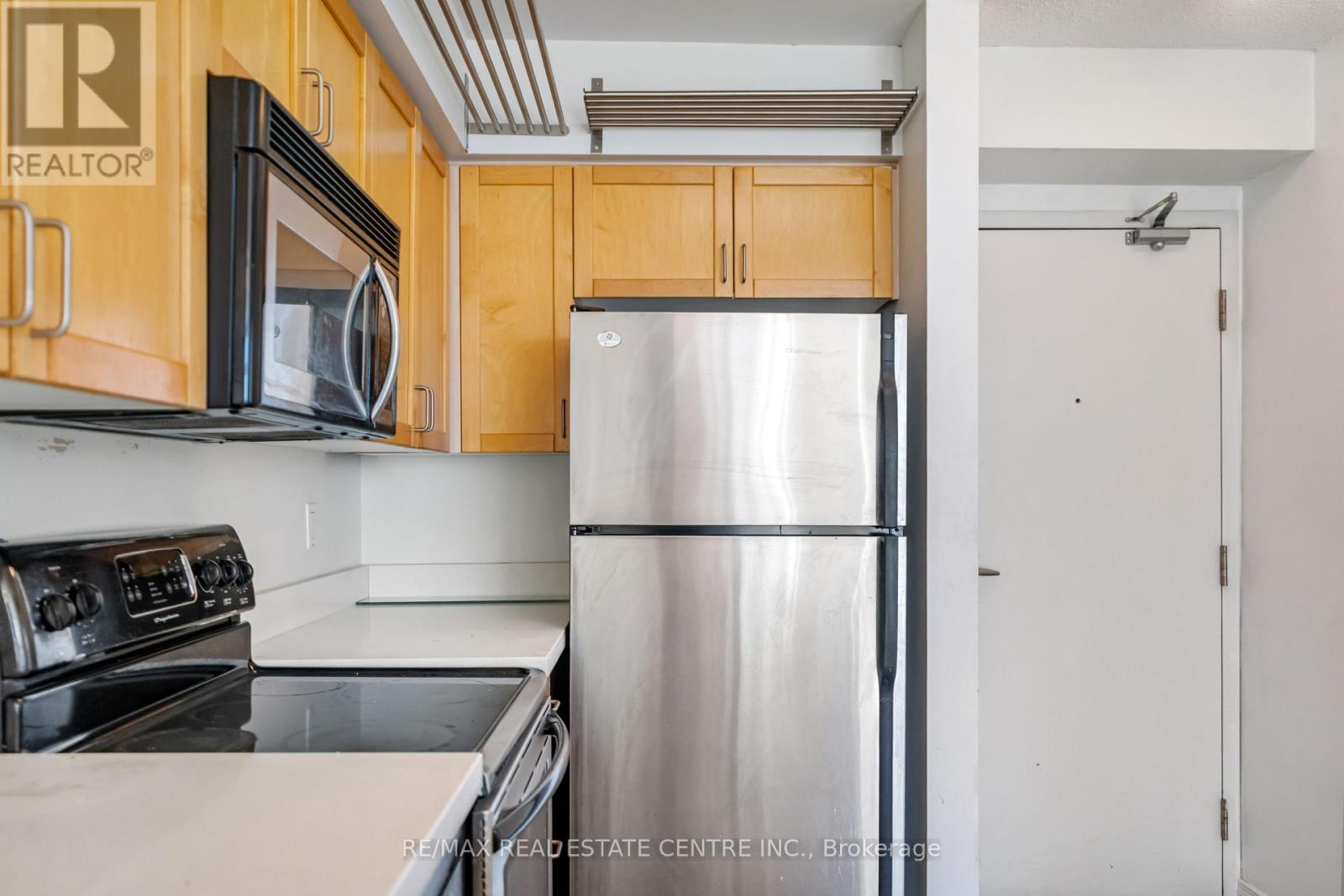 #1605 30 HARRISON GARDEN BOULEVARD - 6