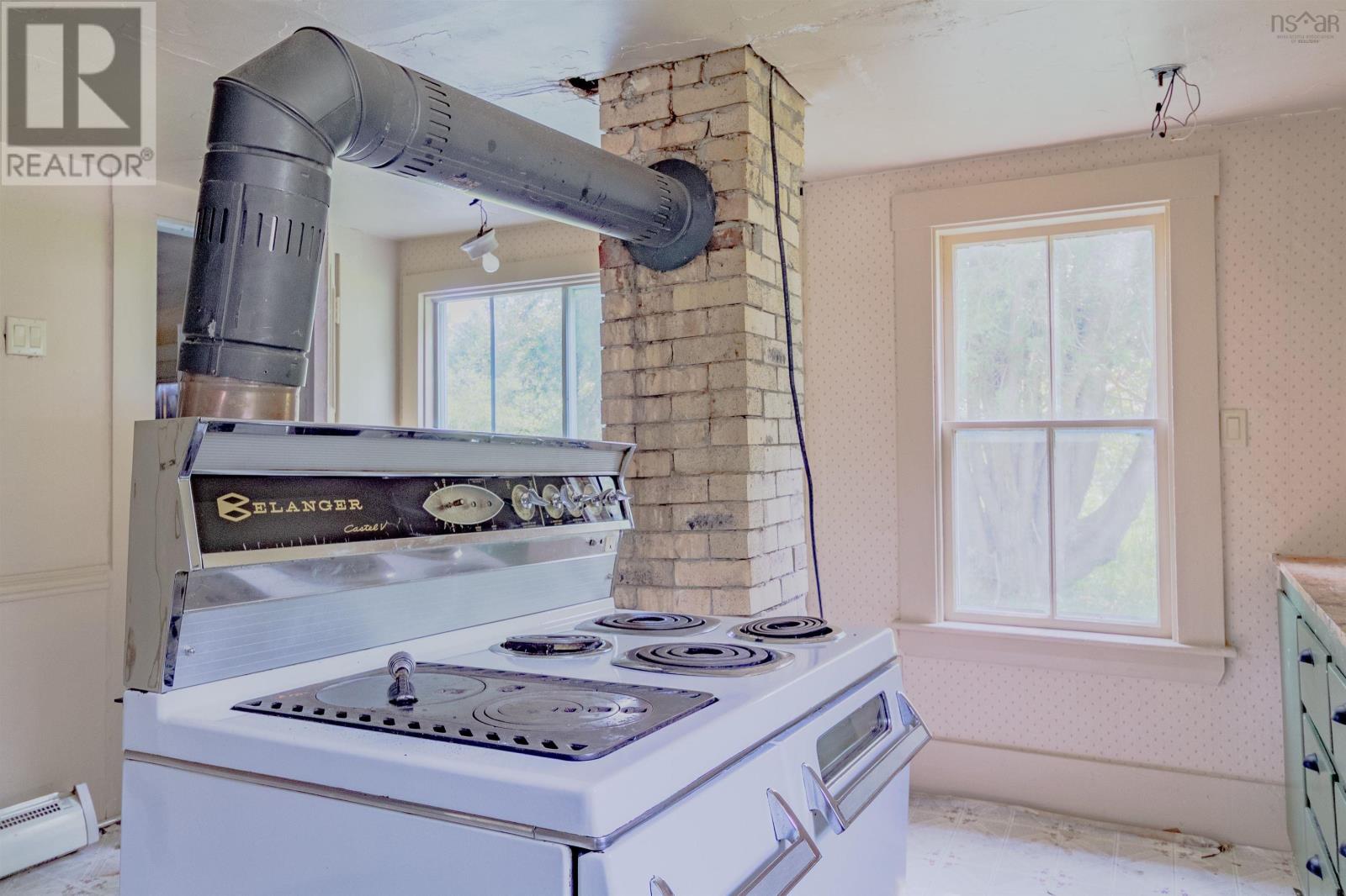 Property 17 of 43 of 1554 Shore Road