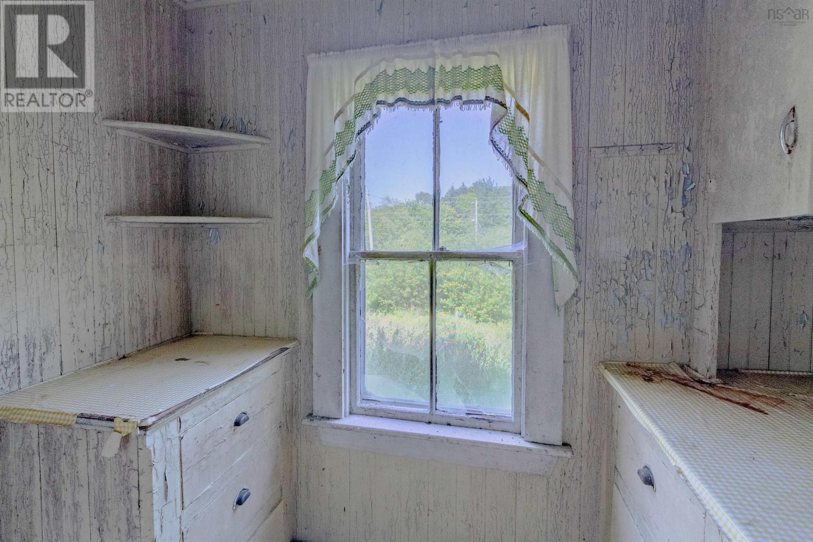 Property 21 of 43 of 1554 Shore Road