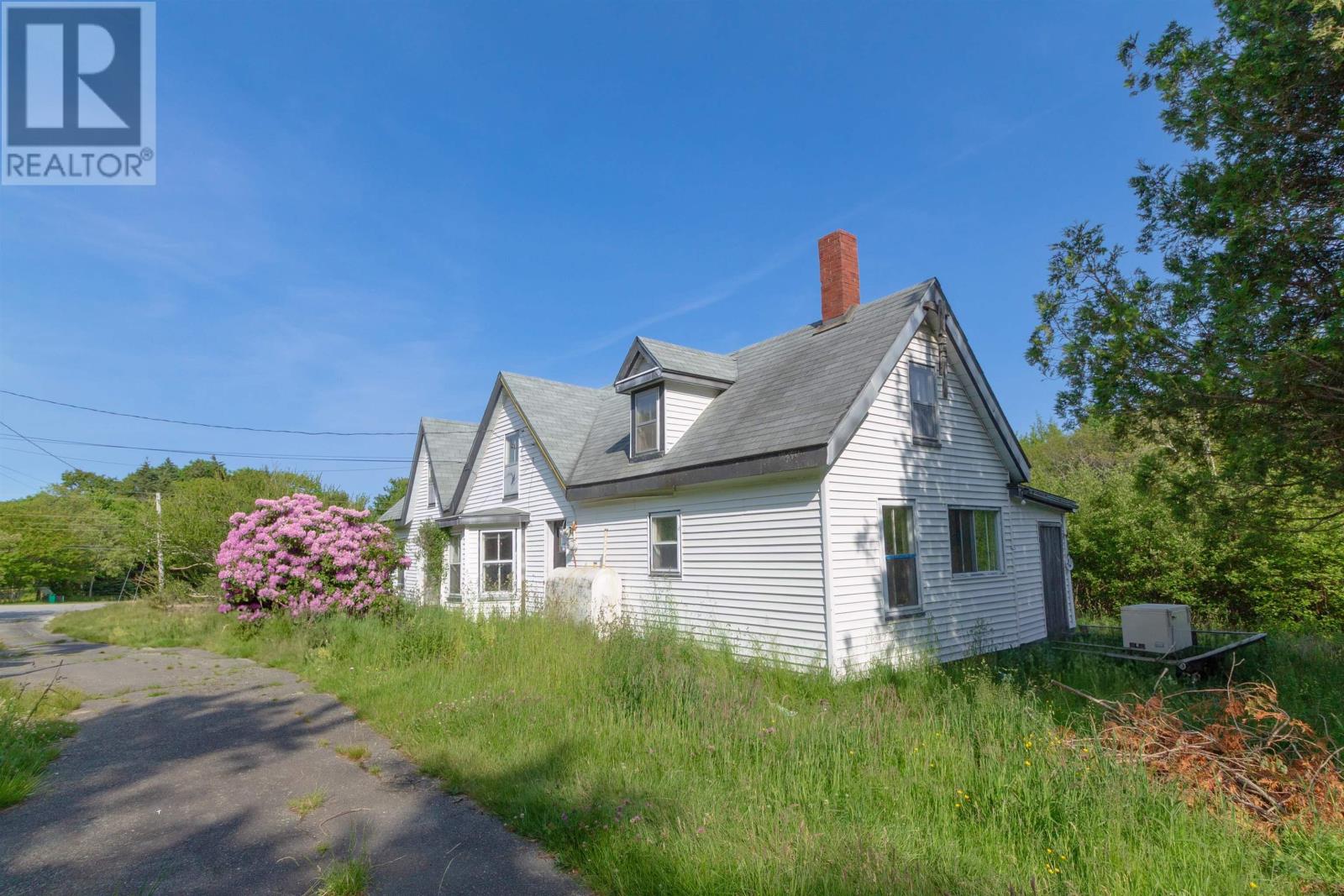 Property 4 of 43 of 1554 Shore Road