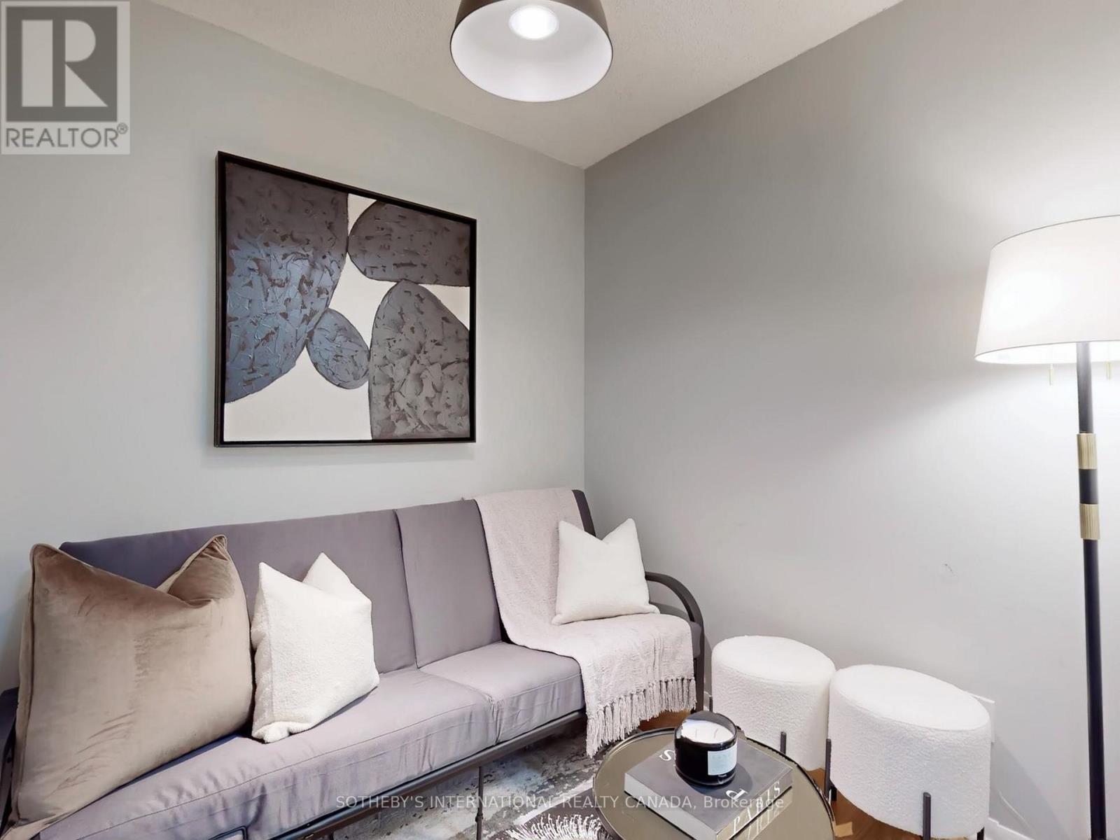 #537 231 FORT YORK BOULEVARD - 12