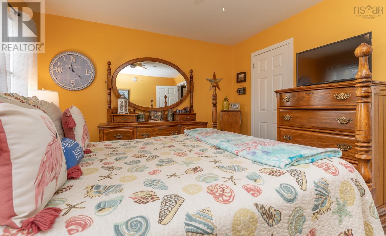 Property 27 of 38 of 1117 Highway 340