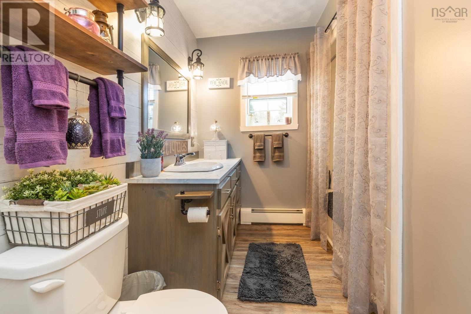 Property 30 of 38 of 1117 Highway 340