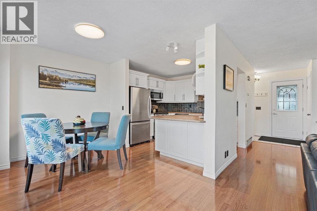 Single Family House for Sale in  Beddington Circle NE Beddington Heights Calgary 