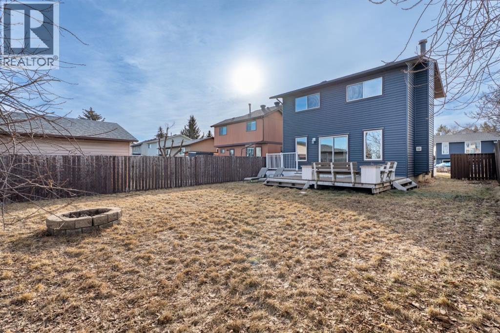 Single Family House for Sale in  Beddington Circle NE Beddington Heights Calgary 