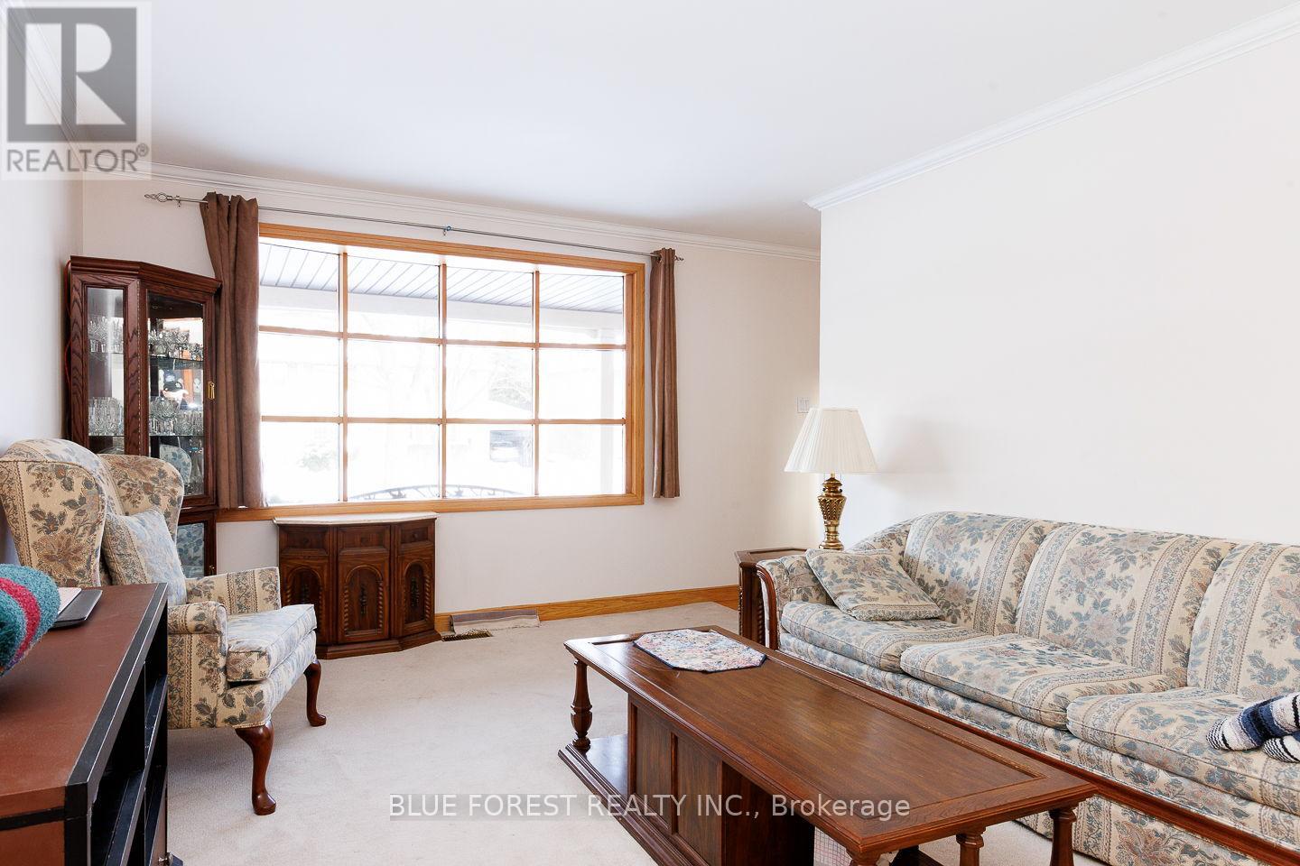 373 BASE LINE ROAD W - Photo 5 of 39, London South (South D), Ontario