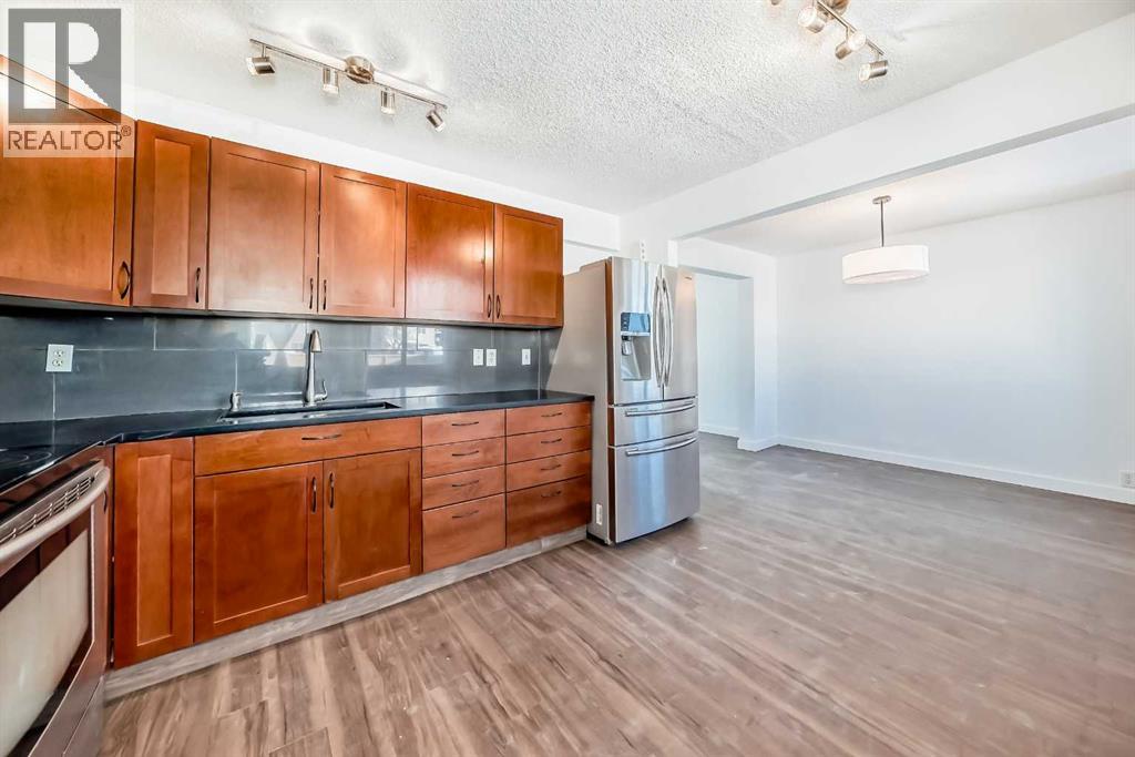 Single Family House for Sale in  Erin Mount Crescent SE Erin Woods Calgary 