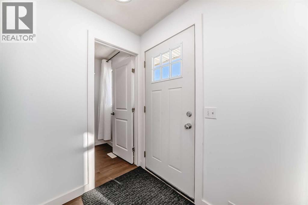 Single Family House for Sale in  Erin Mount Crescent SE Erin Woods Calgary 