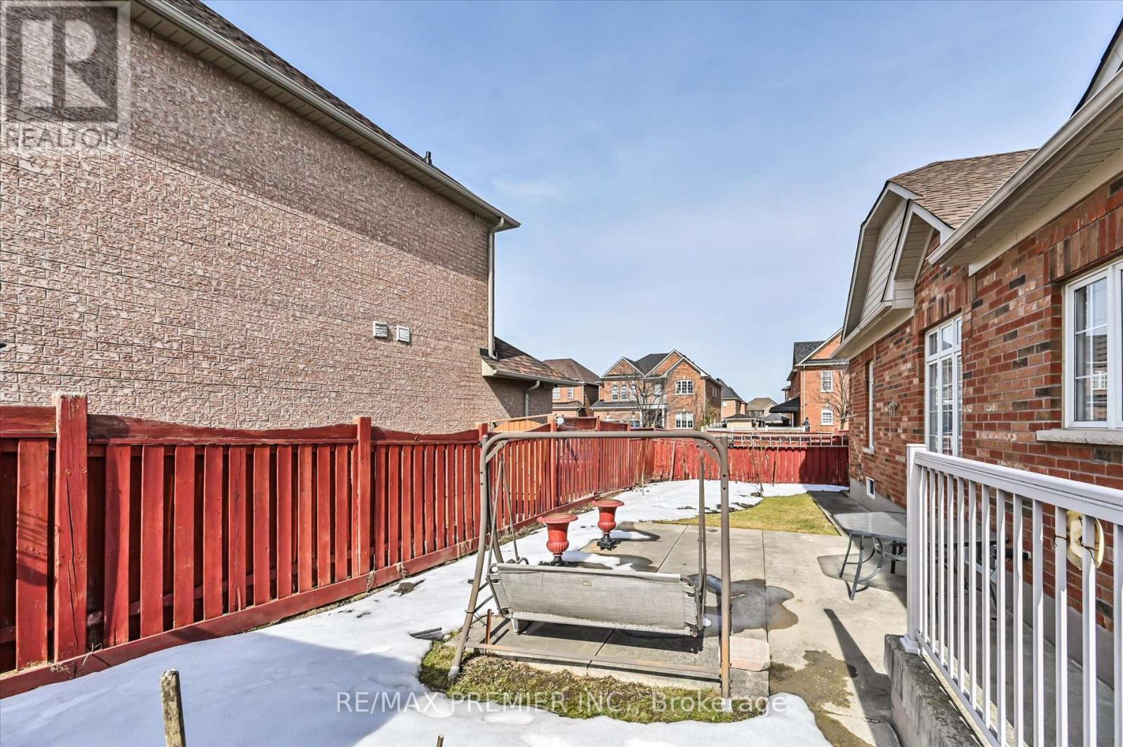 10 LEPARC ROAD - 29