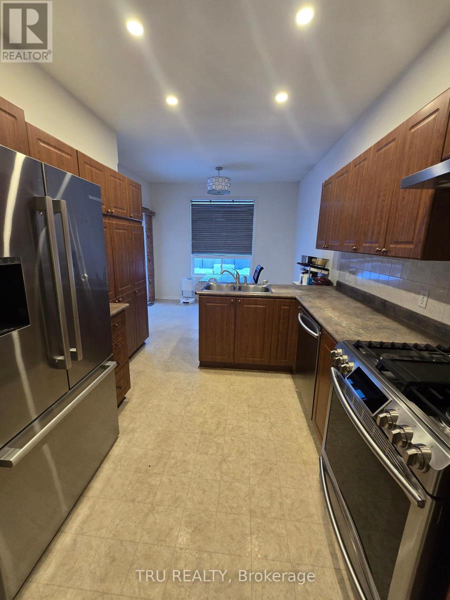 62 North Harrow photo 4