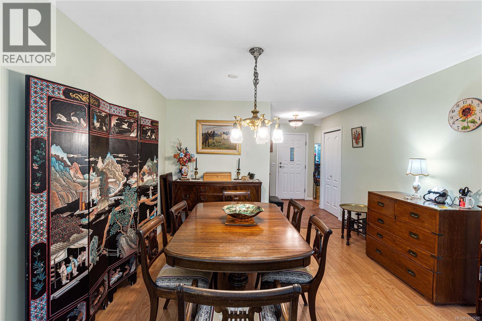 102 320 Selby St, Nanaimo