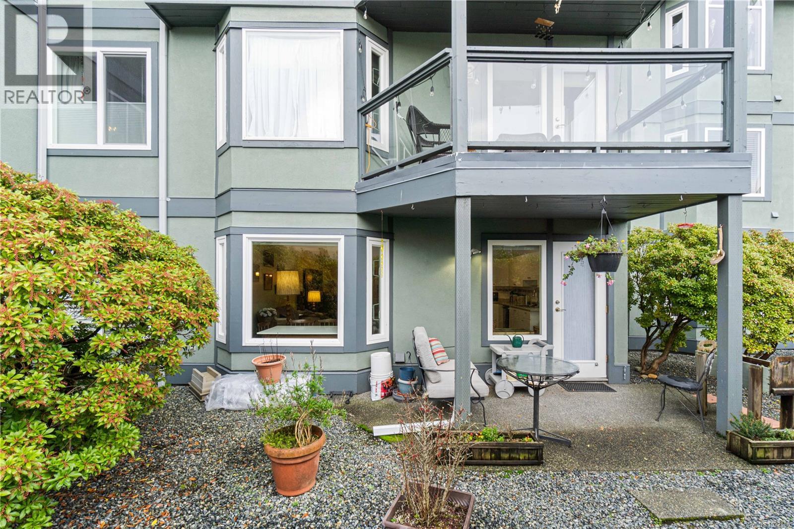 102 320 Selby St, Nanaimo