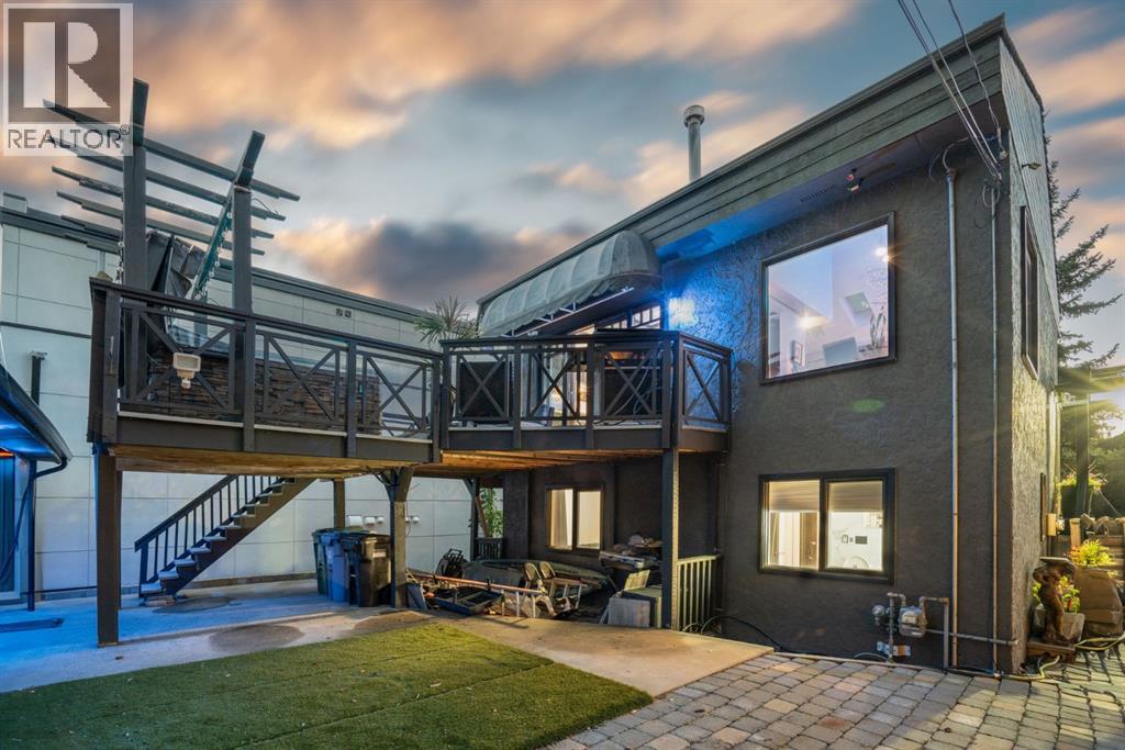 Single Family House 3 Level for Sale in   Street NE Bridgeland/Riverside Calgary 