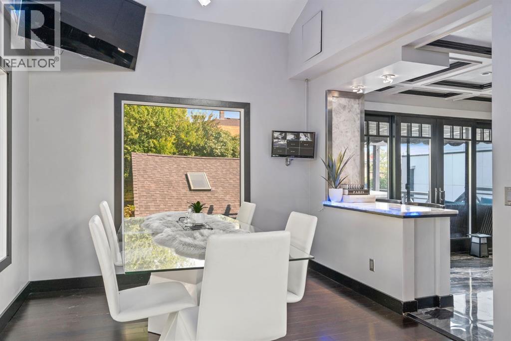 Single Family House 3 Level for Sale in   Street NE Bridgeland/Riverside Calgary 